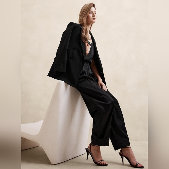 Banana Republic Satin Pleated Tab-Leg Pant Black - Picture 3 of 4